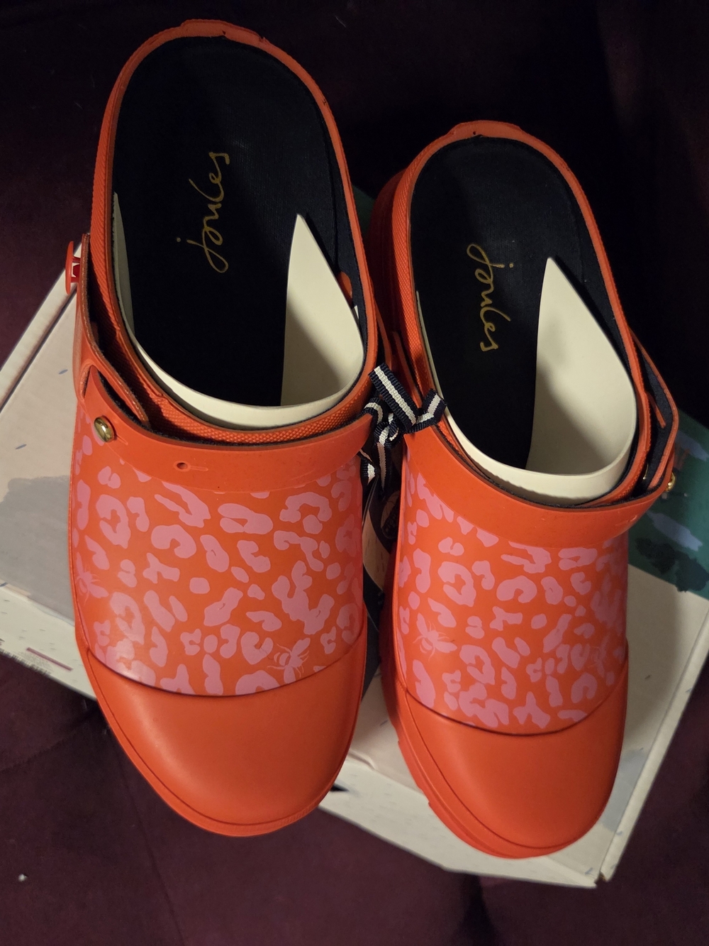 Joules Pop On Welly Red Clog Mules with Lavender Leopard Print - Picture 2 of 10